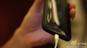 低価格iPhoneの背面シェルの画像が流出するも、偽物か